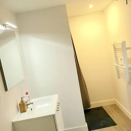 T2 Cosy Et Calme Avec Terrasse Appartement